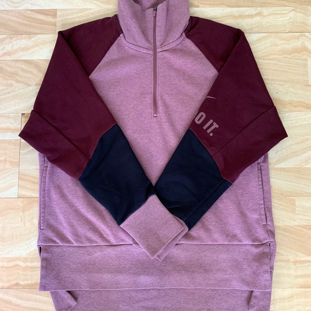 Nike Dri-Fit Women’s Half Zip Pullover